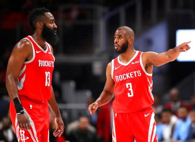 山东男篮胜北京队，许利民不满球员表现称暴露问题有帮助（山东男篮击败北京，许利民仍不满球员表现：暴露问题也是好事）