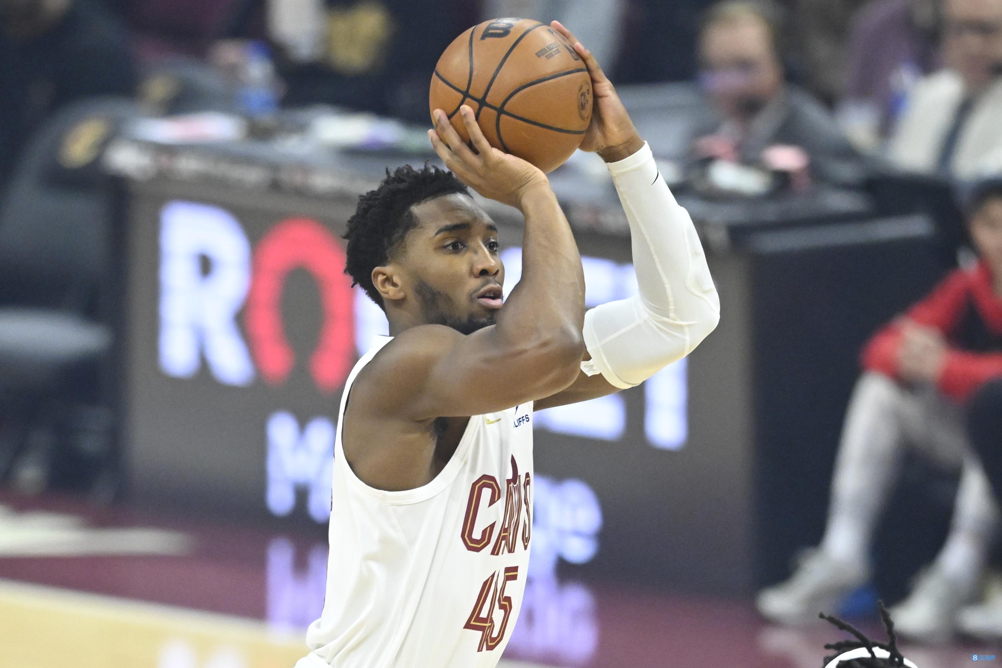 记者：亚特兰大已经接触莫塔，后者也优先考虑重返意甲（记者：亚特兰大已与莫塔沟通，后者将重返意甲列为首选）