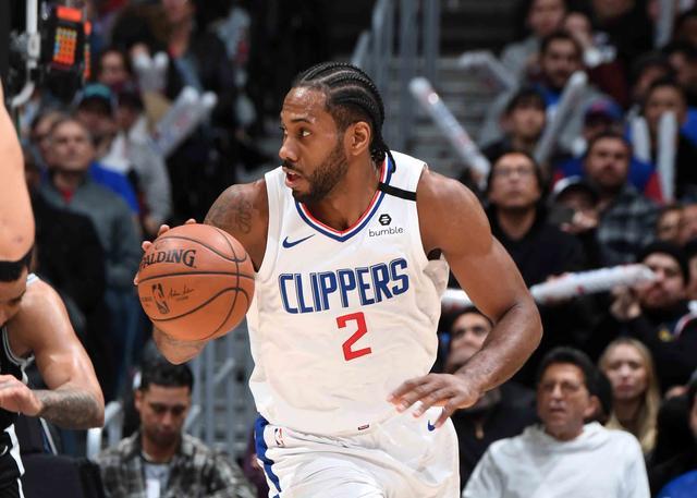 鲁媒：山东队4外援出征武汉，依木兰、陈泽仕已提前抵达（鲁媒：山东队四外援奔赴武汉，依木兰、陈泽仕已先行抵达）