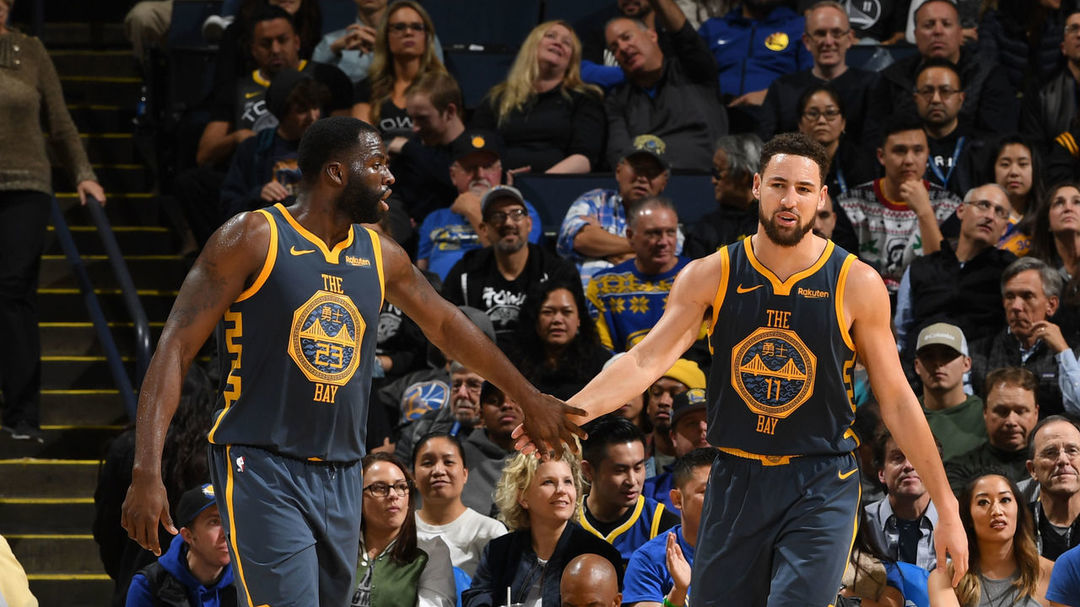 库尼亚：姆伯莫是个了不起的球员，能和他并肩作战很棒（库尼亚盛赞姆伯莫：他实力非凡，能与其并肩作战是种享受）